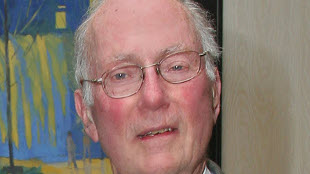 Wikimedia,   NIBIB   Чарльз Таунс, который получил Нобелевскую премию по физике в 1964 году за изобретение лазера, умер на этой неделе (27 января) в Окленде